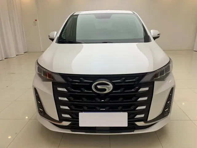 GAC Trumpchi M6 — Фото автомобиля 2