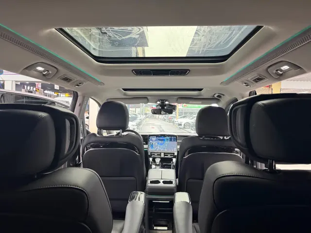 GAC Trumpchi M8 — Фото автомобиля 19