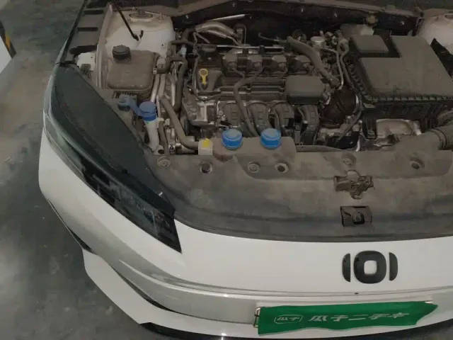 Changan Qiyuan A05 — Фото автомобиля 21