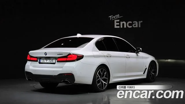 BMW 5 Series G30 — Фото автомобиля 2