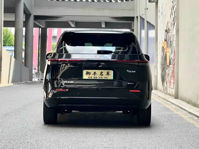 Toyota BoZhi 3X — Фото автомобиля 5