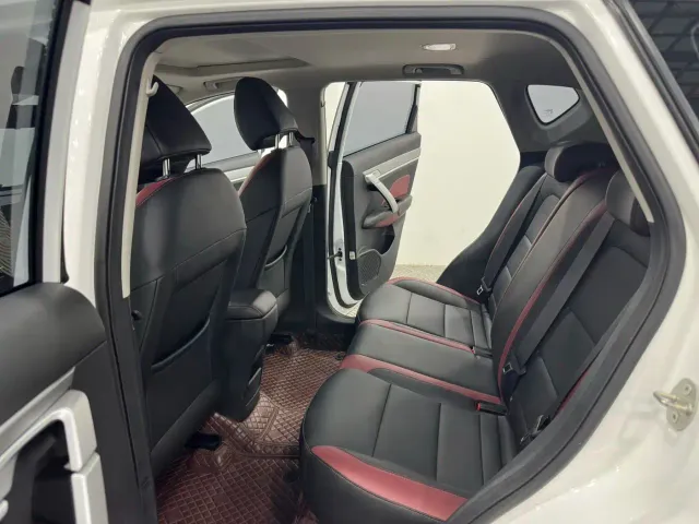 Geely Binyue — Фото автомобиля 6