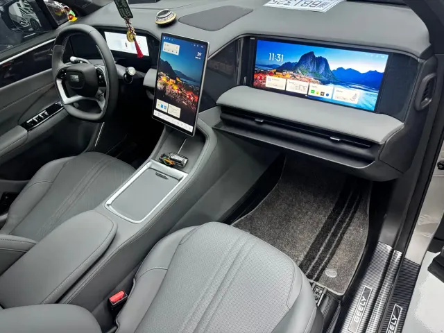 Geely Galaxy L7 — Фото автомобиля 13
