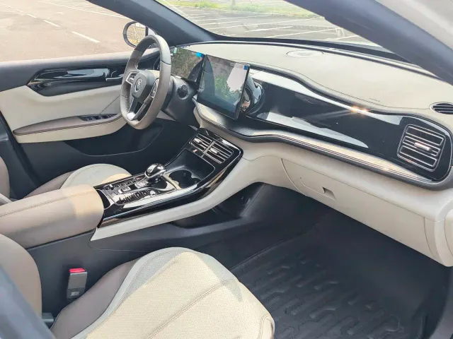 BYD Qin PLUS — Фото автомобиля 8