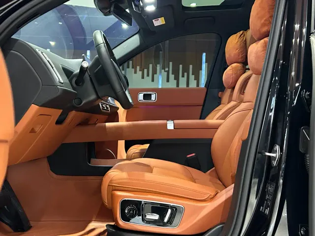 Li Auto L7 — Фото автомобиля 7