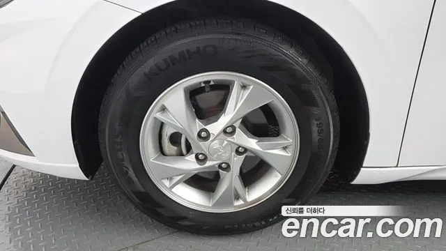 Hyundai AVANTE Avante (CN7) 1.6 LPi (Для проката) — Фото автомобиля 5
