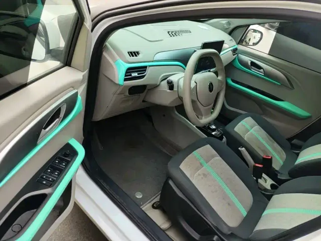 JMEV EV3 — Фото автомобиля 15