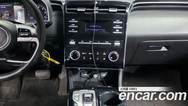Hyundai Tucson Tucson (NX4) Дизель 2.0 4WD — Фото автомобиля 13