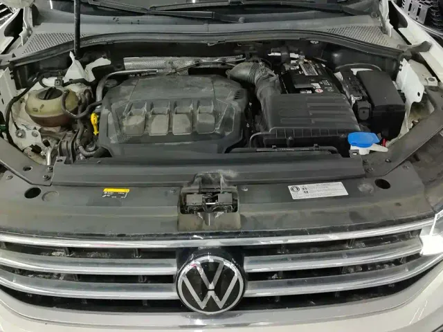 Volkswagen Tiguan L — Фото автомобиля 10