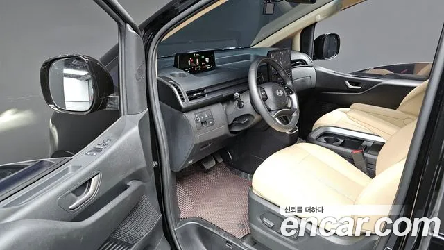 Hyundai Staria Staria Карго 5 мест — Фото автомобиля 12