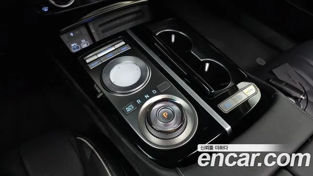 Genesis G80 RG3 — Фото автомобиля 12
