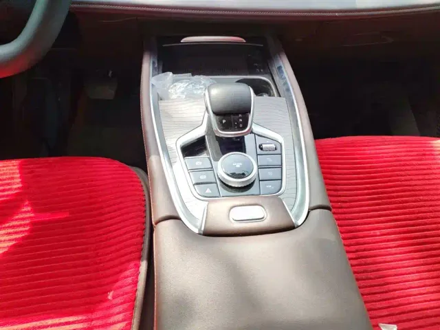 Chery Tiggo 8 PLUS — Фото автомобиля 9
