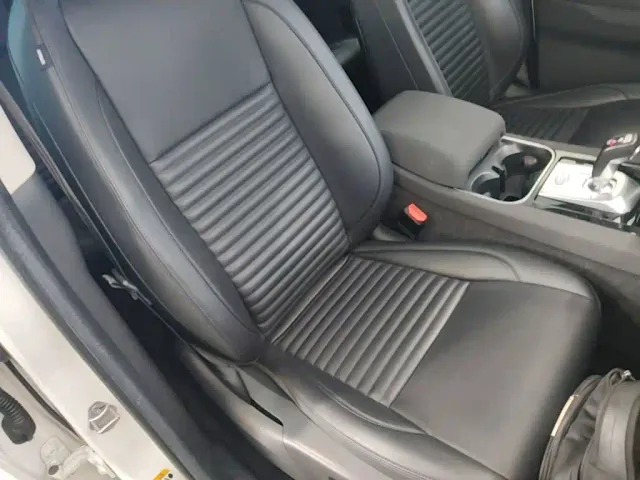 Land Rover Discovery Sport — Фото автомобиля 24