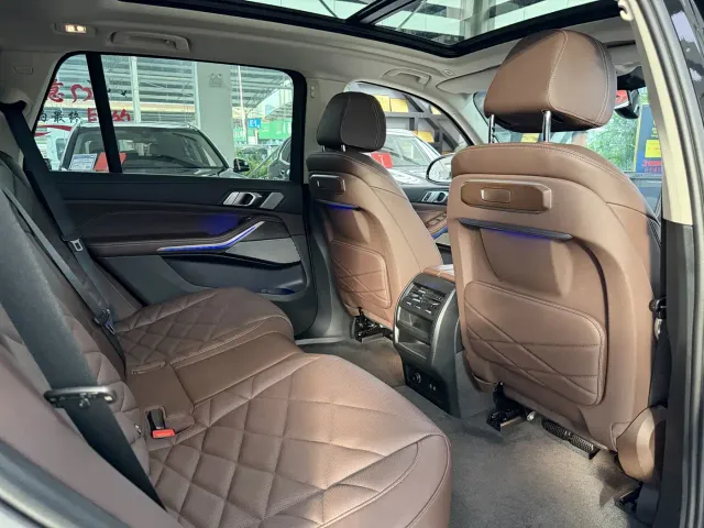 BMW X5 — Фото автомобиля 16