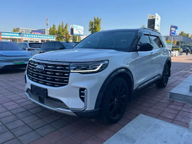 Фотография автомобиля — Ford Explorer
