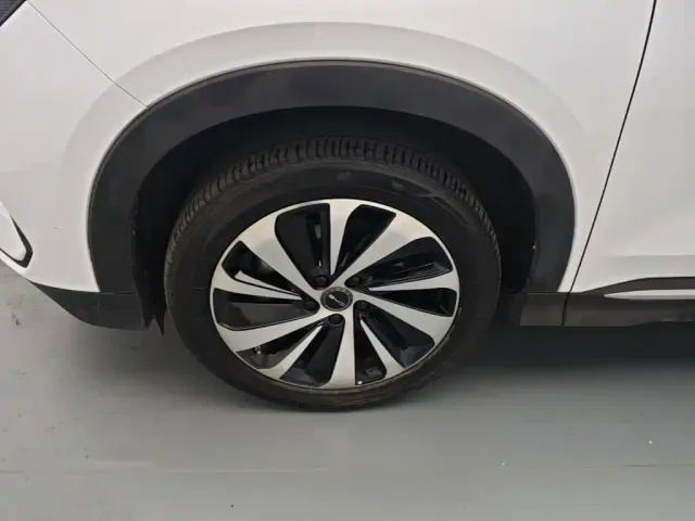 BYD Song PLUS — Фото автомобиля 22