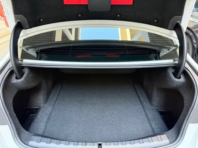 BMW 3 Series — Фото автомобиля 22