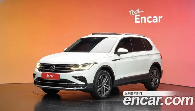 Фотография автомобиля — Volkswagen Tiguan