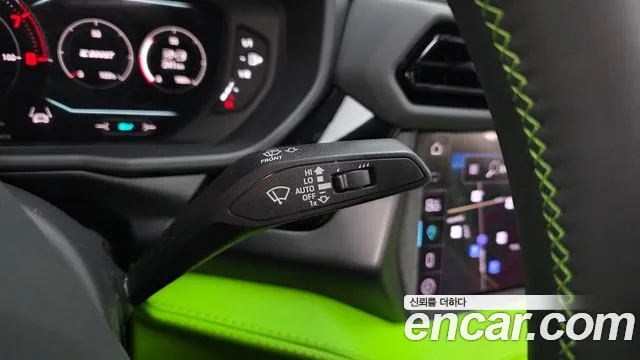 Lamborghini Urus — Фото автомобиля 21