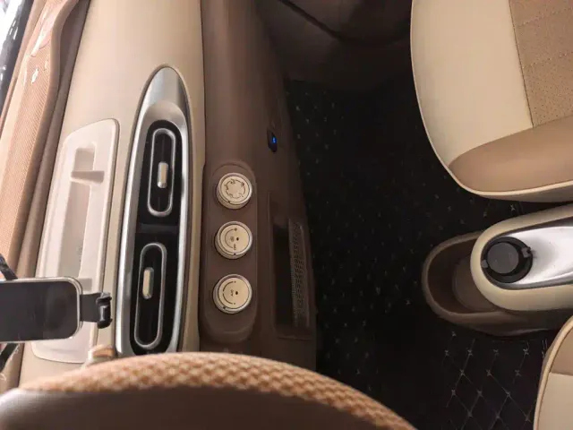Wuling Hongguang Mini EV — Фото автомобиля 4