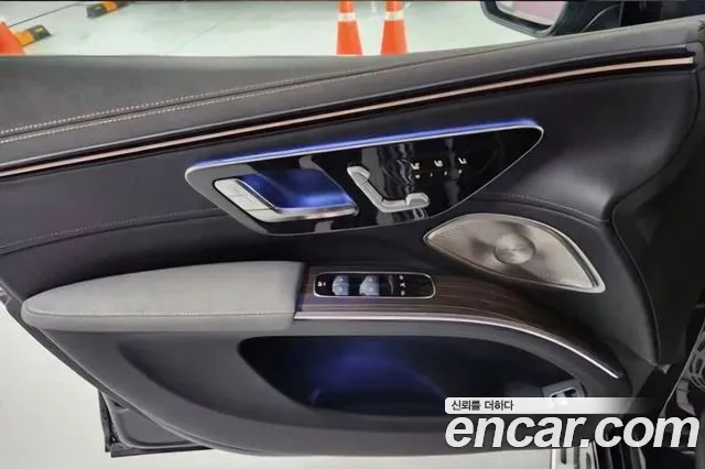 Mercedes-Benz EQS X296 — Фото автомобиля 10