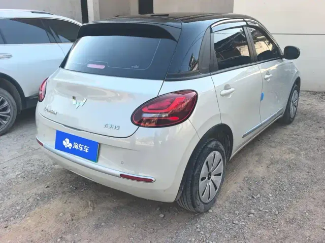Wuling Bingo — Фото автомобиля 3