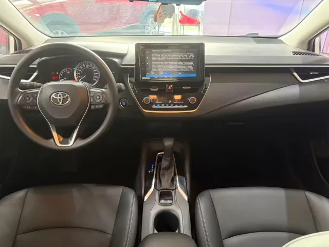 Toyota Corolla — Фото автомобиля 16