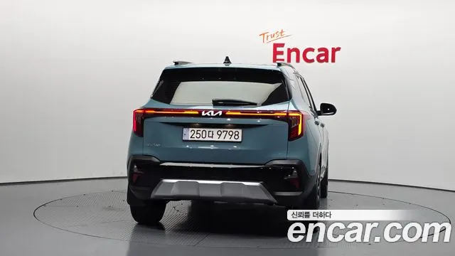 Kia Seltos Бензин 1.6 турбо 2WD — Фото автомобиля 4