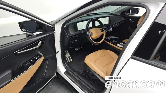 Kia EV6 — Фото автомобиля 9