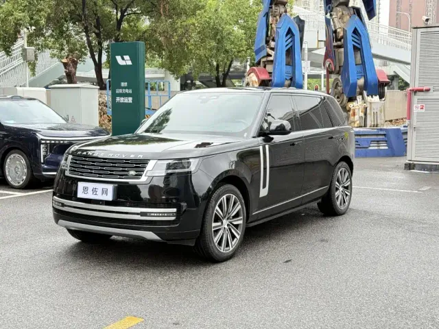 Фотография автомобиля — Land Rover Range Rover
