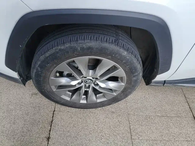 Toyota Wildlander — Фото автомобиля 22