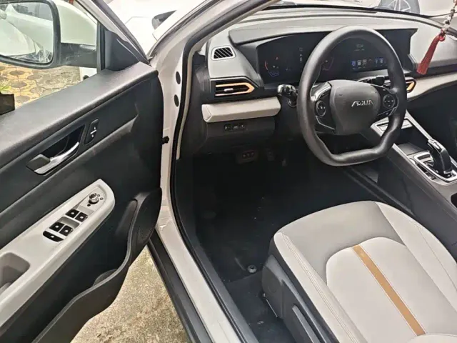Dongfeng Fengshen E70 — Фото автомобиля 15
