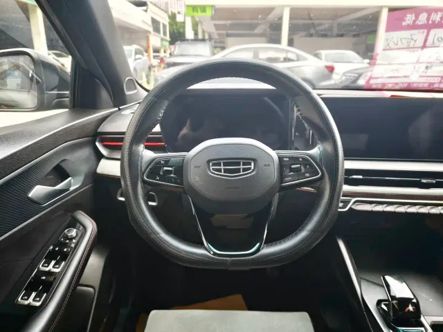 Geely Binrui — Фото автомобиля 7