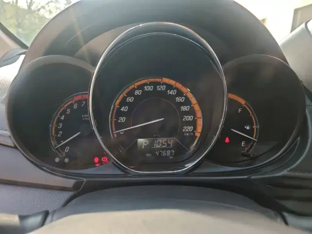 Toyota YARiS L Zhi Xuan — Фото автомобиля 11