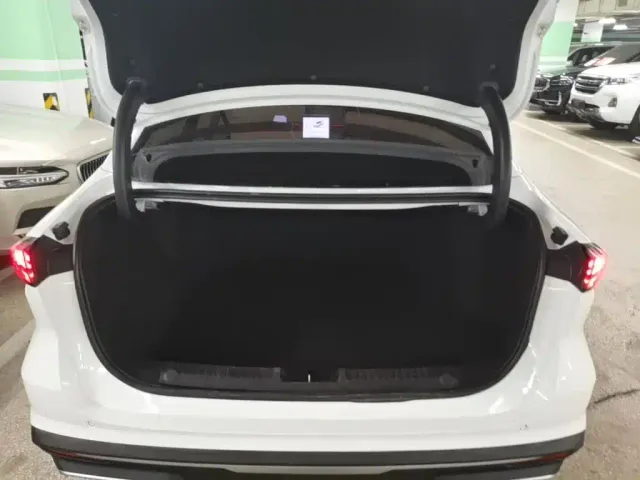 Geely Galaxy L6 — Фото автомобиля 18