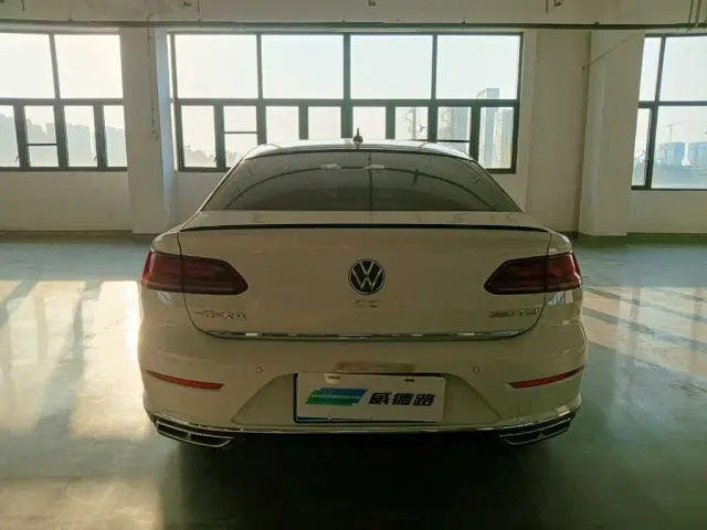 Volkswagen CC — Фото автомобиля 5
