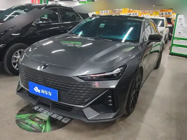 Фотография автомобиля — Changan UNI-V