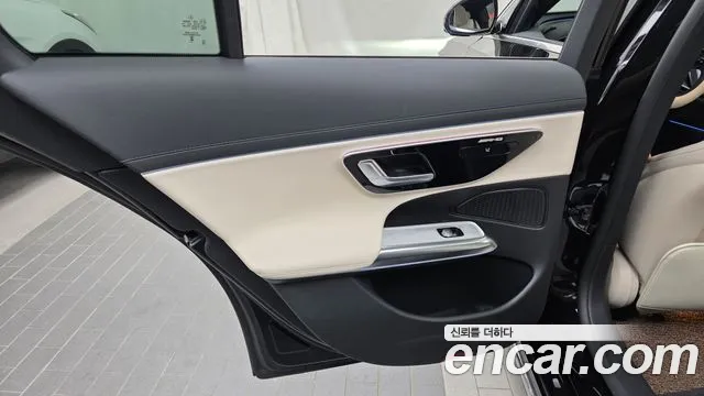 Mercedes-Benz E-Class W214 — Фото автомобиля 14