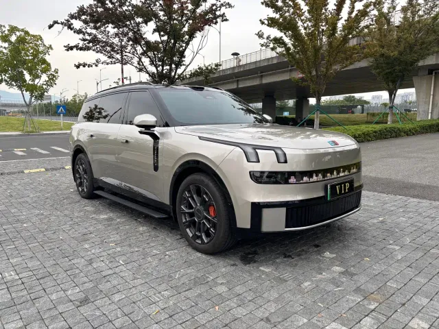 Lynk & Co 900 — Фото автомобиля 2