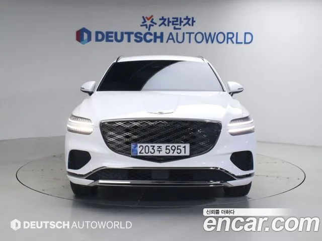 Genesis GV70 — Фото автомобиля 3