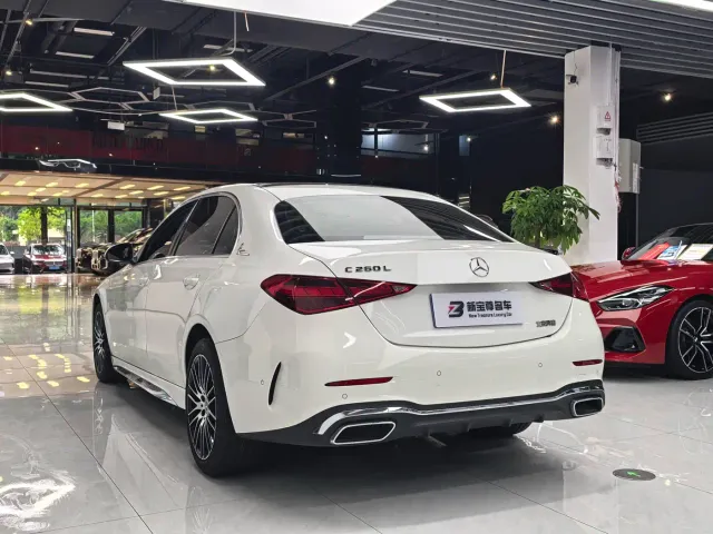 Mercedes-Benz C-Class — Фото автомобиля 16
