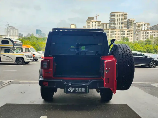 Jeep Wrangler 4xe — Фото автомобиля 18