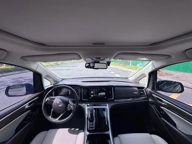 GAC Trumpchi M8 — Фото автомобиля 20