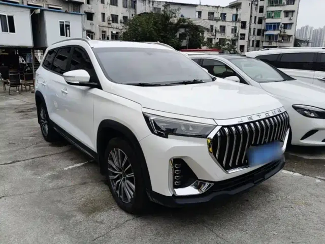 Jetour X90 Plus — Фото автомобиля 3
