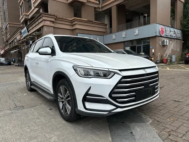 BYD Song Pro — Фото автомобиля 3