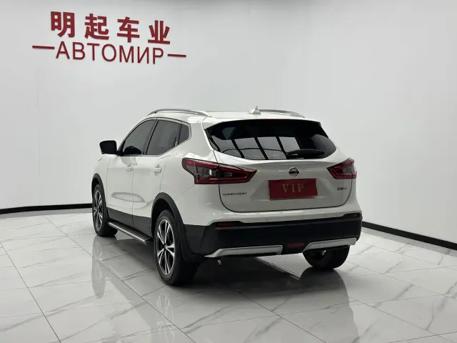 Nissan Qashqai — Фото автомобиля 9