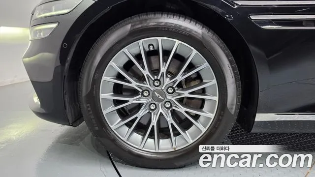 Genesis G80 RG3 — Фото автомобиля 5