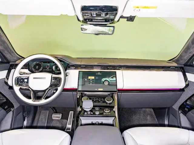 Land Rover Range Rover Sport — Фото автомобиля 10