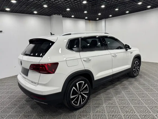 Volkswagen Tharu — Фото автомобиля 7