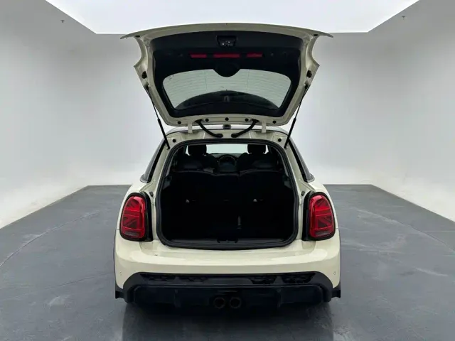 MINI Hatch — Фото автомобиля 22